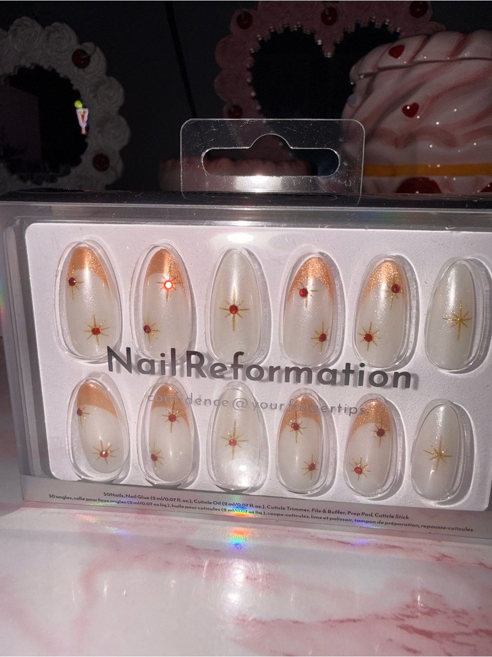 Nail Reformation Gold Star Accent Press-On Nails